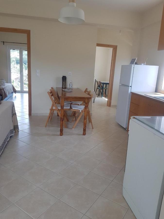 Eva'S Apartments Nafpaktos Ngoại thất bức ảnh